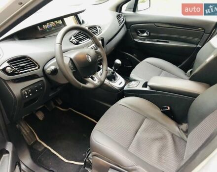 Серый Рено Гранд Сценик, объемом двигателя 1.6 л и пробегом 209 тыс. км за 9900 $, фото 11 на Automoto.ua