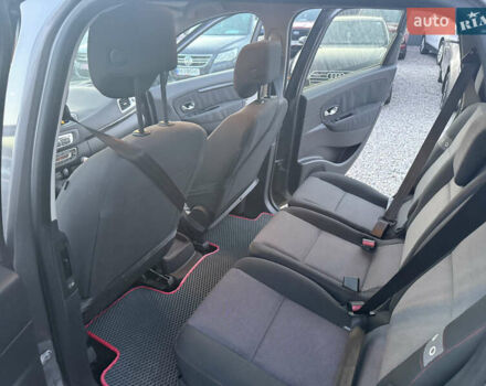 Серый Рено Гранд Сценик, объемом двигателя 1.46 л и пробегом 292 тыс. км за 8999 $, фото 9 на Automoto.ua