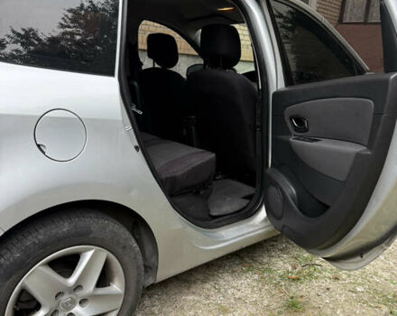 Серый Рено Гранд Сценик, объемом двигателя 1.46 л и пробегом 220 тыс. км за 9500 $, фото 9 на Automoto.ua