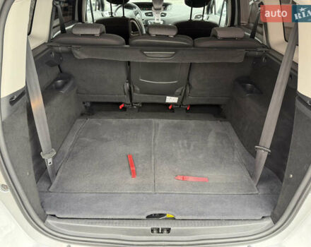 Серый Рено Гранд Сценик, объемом двигателя 1.6 л и пробегом 219 тыс. км за 10600 $, фото 39 на Automoto.ua