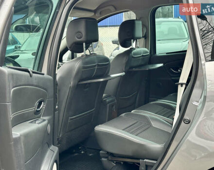 Серый Рено Гранд Сценик, объемом двигателя 0 л и пробегом 213 тыс. км за 10400 $, фото 19 на Automoto.ua