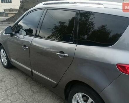 Сірий Рено Гранд Сценік, об'ємом двигуна 1.5 л та пробігом 288 тис. км за 11000 $, фото 16 на Automoto.ua