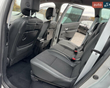 Сірий Рено Гранд Сценік, об'ємом двигуна 1.6 л та пробігом 209 тис. км за 8750 $, фото 37 на Automoto.ua