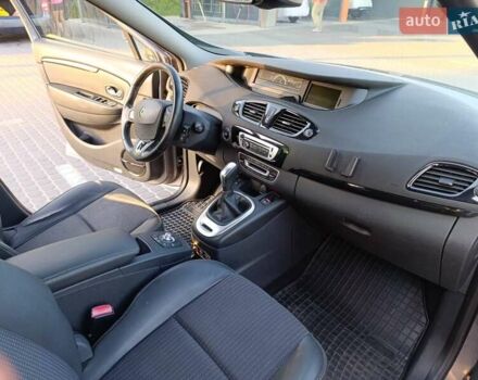 Серый Рено Гранд Сценик, объемом двигателя 1.46 л и пробегом 257 тыс. км за 10300 $, фото 14 на Automoto.ua