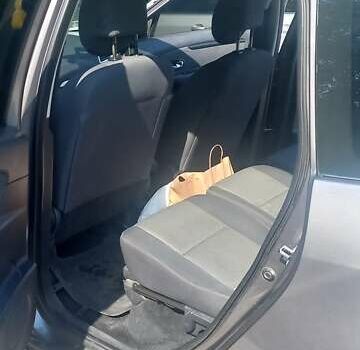 Серый Рено Гранд Сценик, объемом двигателя 1.46 л и пробегом 201 тыс. км за 9900 $, фото 9 на Automoto.ua