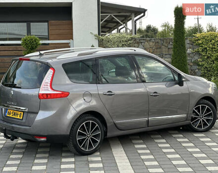 Серый Рено Гранд Сценик, объемом двигателя 1.6 л и пробегом 224 тыс. км за 10550 $, фото 37 на Automoto.ua