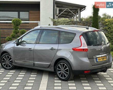 Серый Рено Гранд Сценик, объемом двигателя 1.6 л и пробегом 224 тыс. км за 10550 $, фото 27 на Automoto.ua