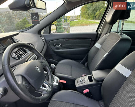 Серый Рено Гранд Сценик, объемом двигателя 1.6 л и пробегом 224 тыс. км за 10550 $, фото 61 на Automoto.ua