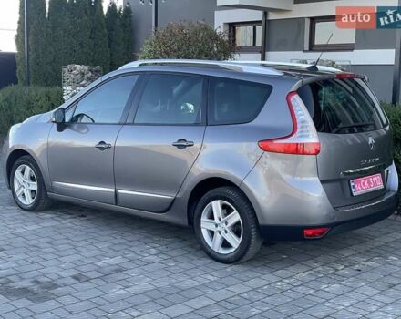 Серый Рено Гранд Сценик, объемом двигателя 1.6 л и пробегом 219 тыс. км за 10170 $, фото 23 на Automoto.ua