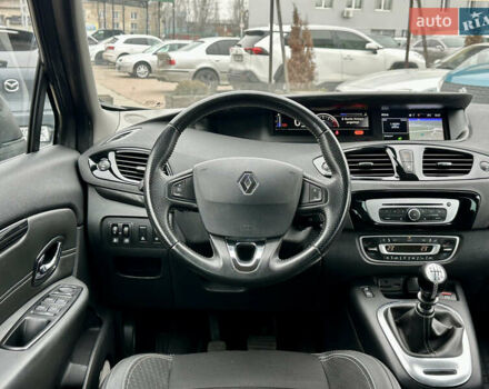Серый Рено Гранд Сценик, объемом двигателя 0 л и пробегом 213 тыс. км за 10400 $, фото 14 на Automoto.ua