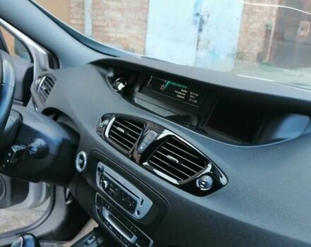 Серый Рено Гранд Сценик, объемом двигателя 1.5 л и пробегом 260 тыс. км за 9900 $, фото 35 на Automoto.ua