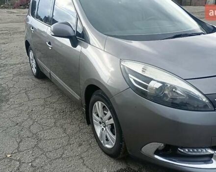 Сірий Рено Гранд Сценік, об'ємом двигуна 1.5 л та пробігом 288 тис. км за 11000 $, фото 5 на Automoto.ua