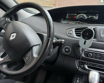 Серый Рено Гранд Сценик, объемом двигателя 1.46 л и пробегом 220 тыс. км за 9500 $, фото 6 на Automoto.ua