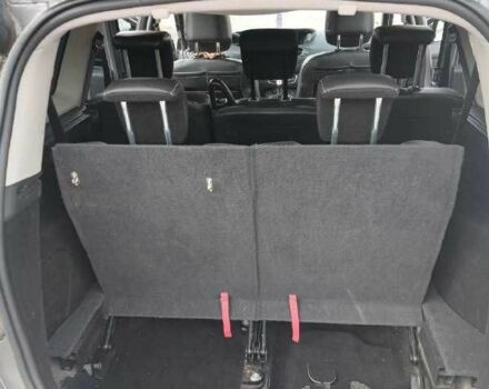 Серый Рено Гранд Сценик, объемом двигателя 1.2 л и пробегом 195 тыс. км за 7200 $, фото 3 на Automoto.ua