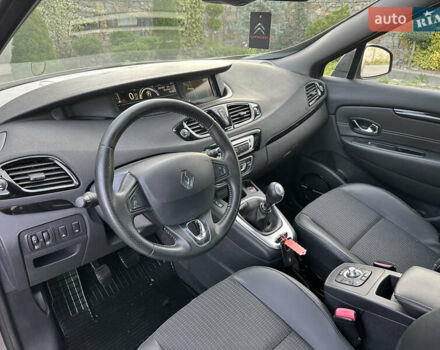 Серый Рено Гранд Сценик, объемом двигателя 1.6 л и пробегом 224 тыс. км за 10550 $, фото 60 на Automoto.ua