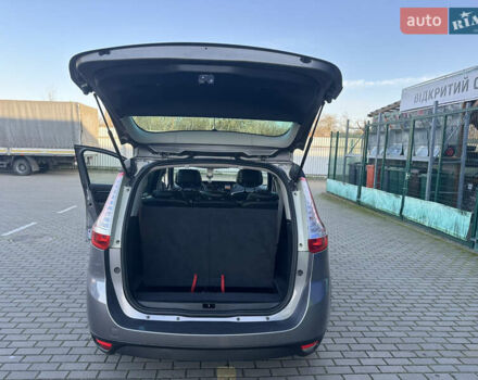 Серый Рено Гранд Сценик, объемом двигателя 1.5 л и пробегом 173 тыс. км за 10999 $, фото 50 на Automoto.ua