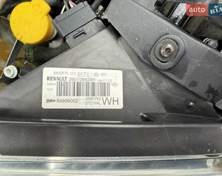 Серый Рено Гранд Сценик, объемом двигателя 1.6 л и пробегом 219 тыс. км за 10600 $, фото 18 на Automoto.ua