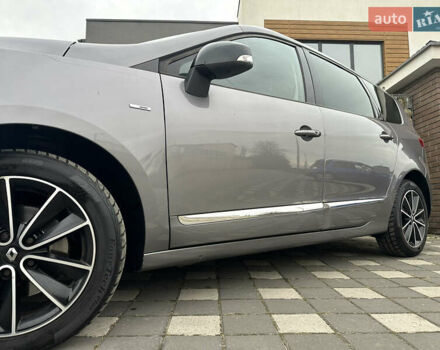 Серый Рено Гранд Сценик, объемом двигателя 1.6 л и пробегом 227 тыс. км за 10499 $, фото 12 на Automoto.ua