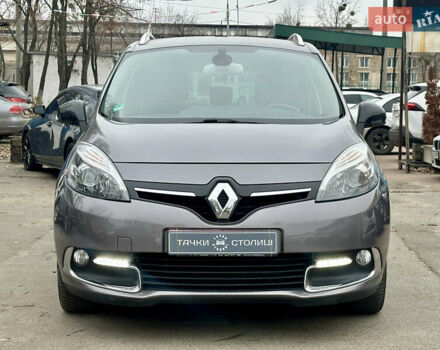Серый Рено Гранд Сценик, объемом двигателя 0 л и пробегом 213 тыс. км за 10400 $, фото 7 на Automoto.ua