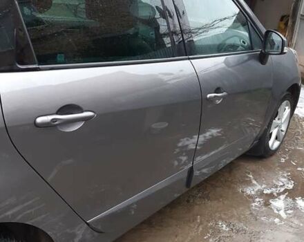 Серый Рено Гранд Сценик, объемом двигателя 1.5 л и пробегом 257 тыс. км за 8700 $, фото 3 на Automoto.ua