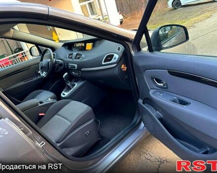 Сірий Рено Гранд Сценік, об'ємом двигуна 1.5 л та пробігом 230 тис. км за 8900 $, фото 3 на Automoto.ua