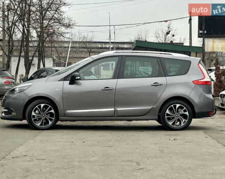 Серый Рено Гранд Сценик, объемом двигателя 0 л и пробегом 213 тыс. км за 10400 $, фото 1 на Automoto.ua