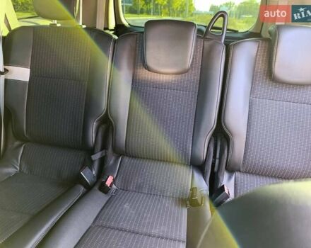 Серый Рено Гранд Сценик, объемом двигателя 1.46 л и пробегом 257 тыс. км за 10300 $, фото 10 на Automoto.ua