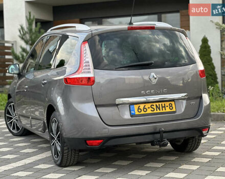 Серый Рено Гранд Сценик, объемом двигателя 1.6 л и пробегом 224 тыс. км за 10550 $, фото 30 на Automoto.ua