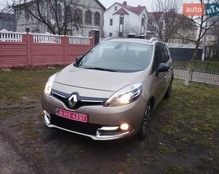 Серый Рено Гранд Сценик, объемом двигателя 1.5 л и пробегом 205 тыс. км за 10400 $, фото 3 на Automoto.ua