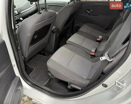 Серый Рено Гранд Сценик, объемом двигателя 1.6 л и пробегом 219 тыс. км за 10600 $, фото 33 на Automoto.ua