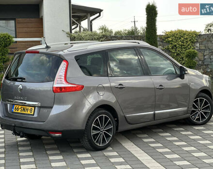 Серый Рено Гранд Сценик, объемом двигателя 1.6 л и пробегом 224 тыс. км за 10550 $, фото 38 на Automoto.ua