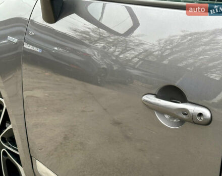 Серый Рено Гранд Сценик, объемом двигателя 0 л и пробегом 213 тыс. км за 10400 $, фото 8 на Automoto.ua