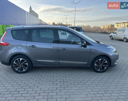 Серый Рено Гранд Сценик, объемом двигателя 1.5 л и пробегом 173 тыс. км за 10999 $, фото 17 на Automoto.ua