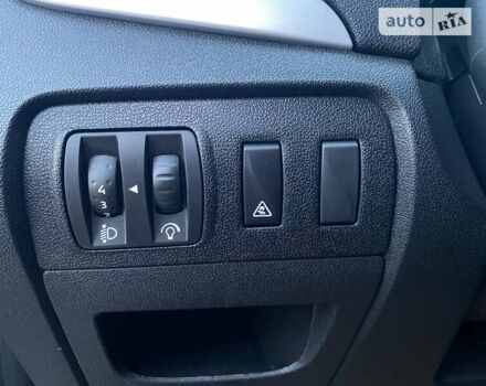 Серый Рено Гранд Сценик, объемом двигателя 1.5 л и пробегом 167 тыс. км за 10400 $, фото 29 на Automoto.ua