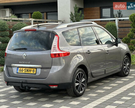 Серый Рено Гранд Сценик, объемом двигателя 1.6 л и пробегом 224 тыс. км за 10550 $, фото 52 на Automoto.ua