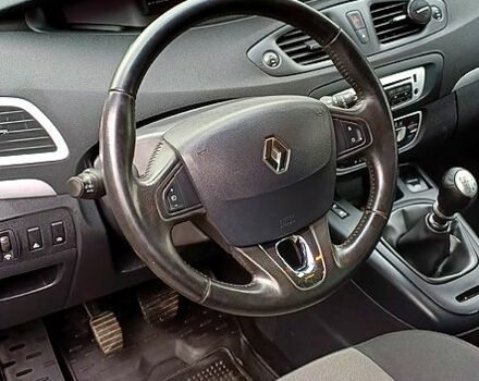 Серый Рено Гранд Сценик, объемом двигателя 1.6 л и пробегом 234 тыс. км за 9600 $, фото 7 на Automoto.ua