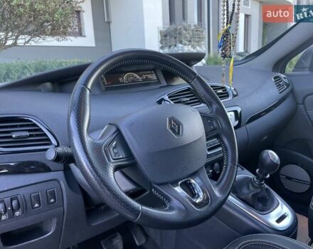 Серый Рено Гранд Сценик, объемом двигателя 1.6 л и пробегом 219 тыс. км за 10170 $, фото 41 на Automoto.ua