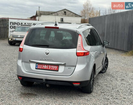 Сірий Рено Гранд Сценік, об'ємом двигуна 1.6 л та пробігом 209 тис. км за 8750 $, фото 4 на Automoto.ua