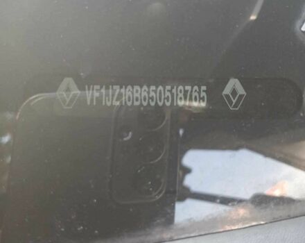 Серый Рено Гранд Сценик, объемом двигателя 1.2 л и пробегом 195 тыс. км за 7200 $, фото 2 на Automoto.ua