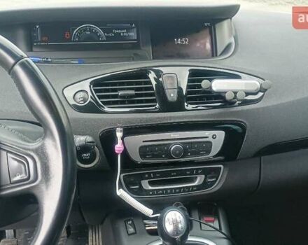 Сірий Рено Гранд Сценік, об'ємом двигуна 1.5 л та пробігом 288 тис. км за 11000 $, фото 40 на Automoto.ua