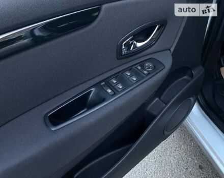 Серый Рено Гранд Сценик, объемом двигателя 1.5 л и пробегом 167 тыс. км за 10400 $, фото 25 на Automoto.ua