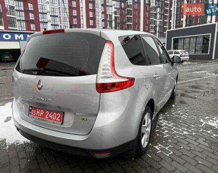 Серый Рено Гранд Сценик, объемом двигателя 1.6 л и пробегом 219 тыс. км за 10600 $, фото 7 на Automoto.ua