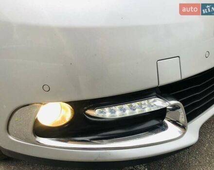 Серый Рено Гранд Сценик, объемом двигателя 1.6 л и пробегом 209 тыс. км за 9900 $, фото 25 на Automoto.ua