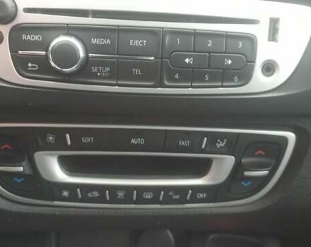 Сірий Рено Гранд Сценік, об'ємом двигуна 1.6 л та пробігом 264 тис. км за 8700 $, фото 22 на Automoto.ua