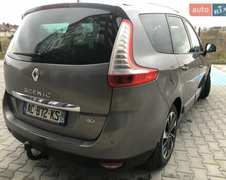 Серый Рено Гранд Сценик, объемом двигателя 1.6 л и пробегом 240 тыс. км за 9999 $, фото 1 на Automoto.ua