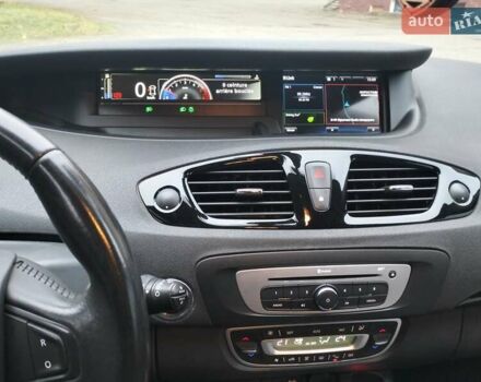 Серый Рено Гранд Сценик, объемом двигателя 1.5 л и пробегом 172 тыс. км за 10300 $, фото 24 на Automoto.ua