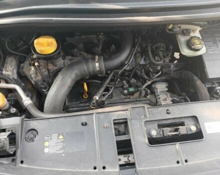 Серый Рено Гранд Сценик, объемом двигателя 1.2 л и пробегом 195 тыс. км за 7200 $, фото 1 на Automoto.ua