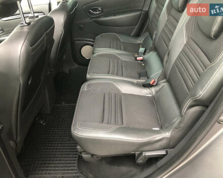 Серый Рено Гранд Сценик, объемом двигателя 1.6 л и пробегом 240 тыс. км за 9999 $, фото 15 на Automoto.ua