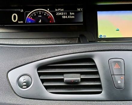 Серый Рено Гранд Сценик, объемом двигателя 1.6 л и пробегом 234 тыс. км за 9600 $, фото 5 на Automoto.ua