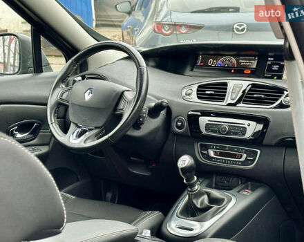 Серый Рено Гранд Сценик, объемом двигателя 0 л и пробегом 213 тыс. км за 10400 $, фото 18 на Automoto.ua